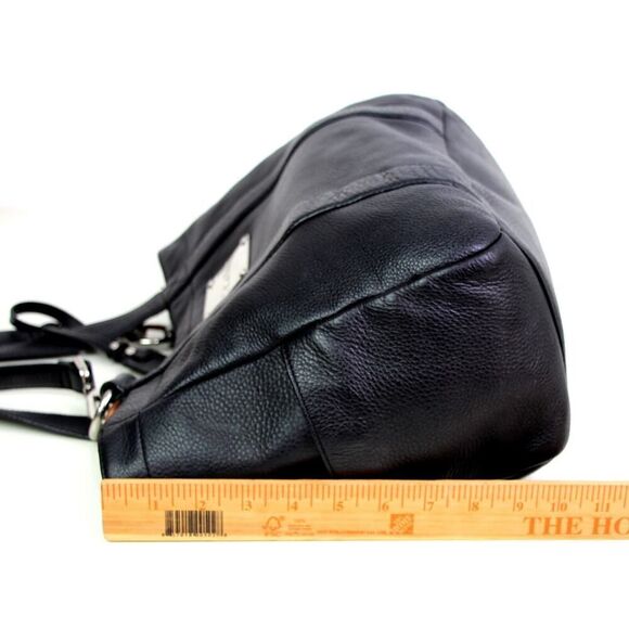 ROOMY Calvin Klein BLACK REAL LEATHER LOGO SHOULDER BAG HANDBAG TOTE HOBO PURSE - Picture 15 of 16